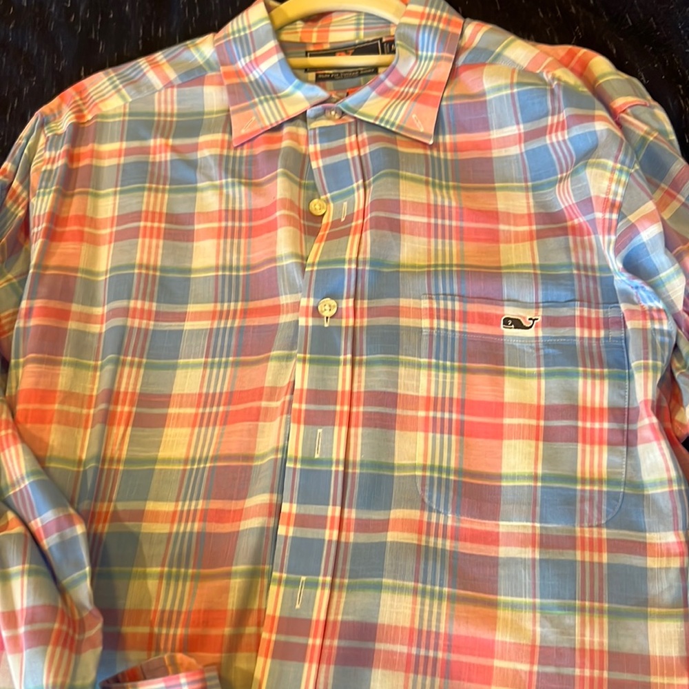 Men’s vineyard vine dress shirt